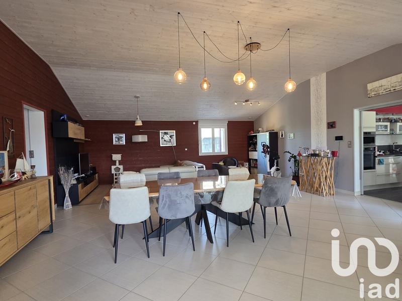 Maison - 156 m² - 7 pièces
