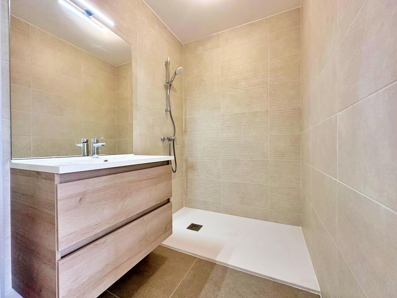 Appartement - 98 m² - 4 pièces