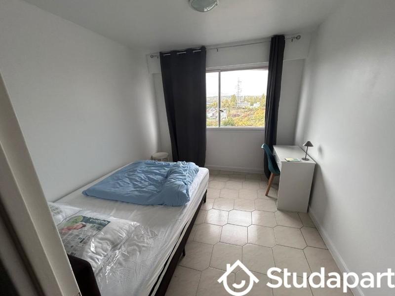 Chambre - 14 m² - 1 pièce