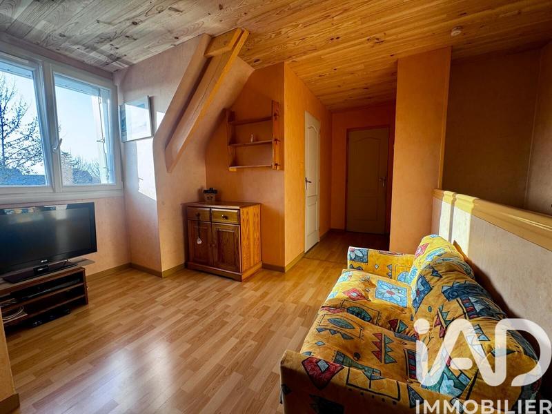 Maison - 137 m² - 7 pièces