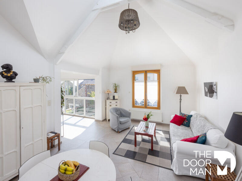 Demeure - 137 m² - 5 pièces