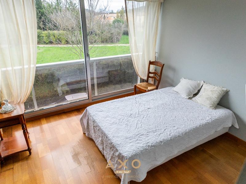 Appartement - 103 m² - 4 pièces