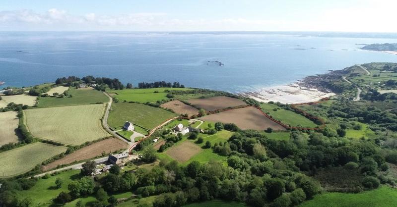 Maison - 307 m² - 12 pièces