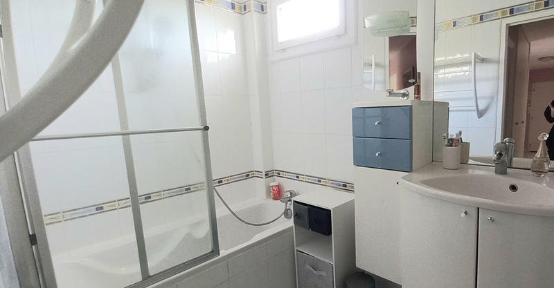 Appartement - 80 m² - 5 pièces