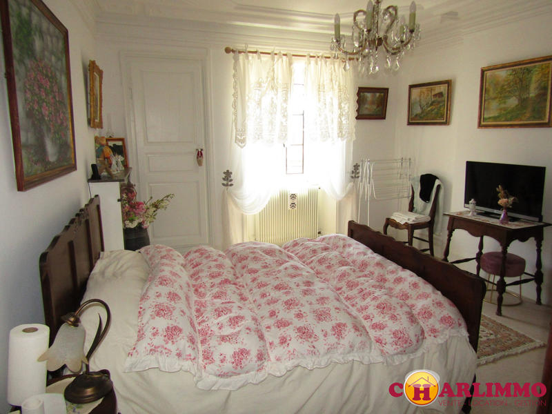 Maison traditionnelle - 102 m² - 5 pièces