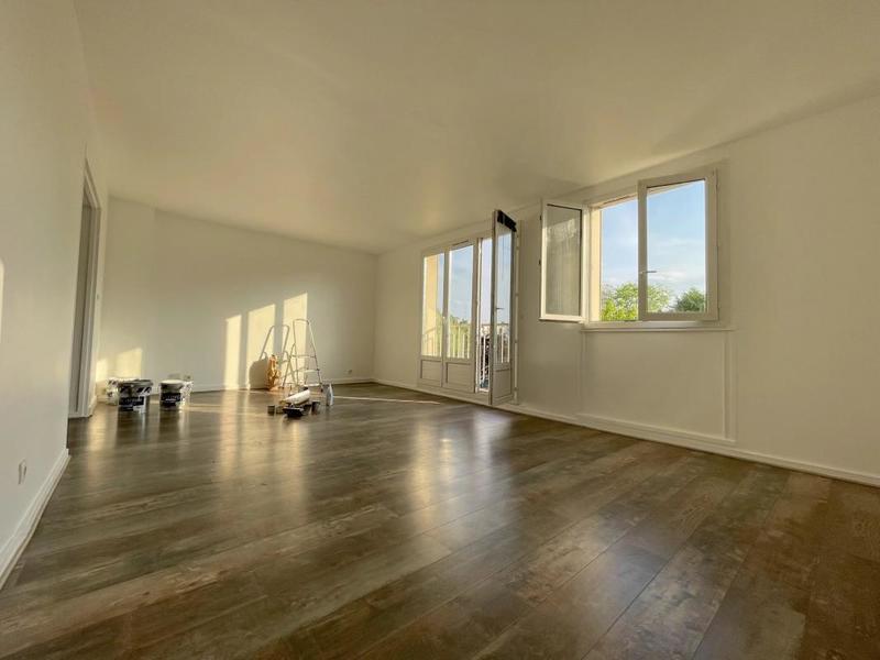 Appartement - 82 m² - 4 pièces