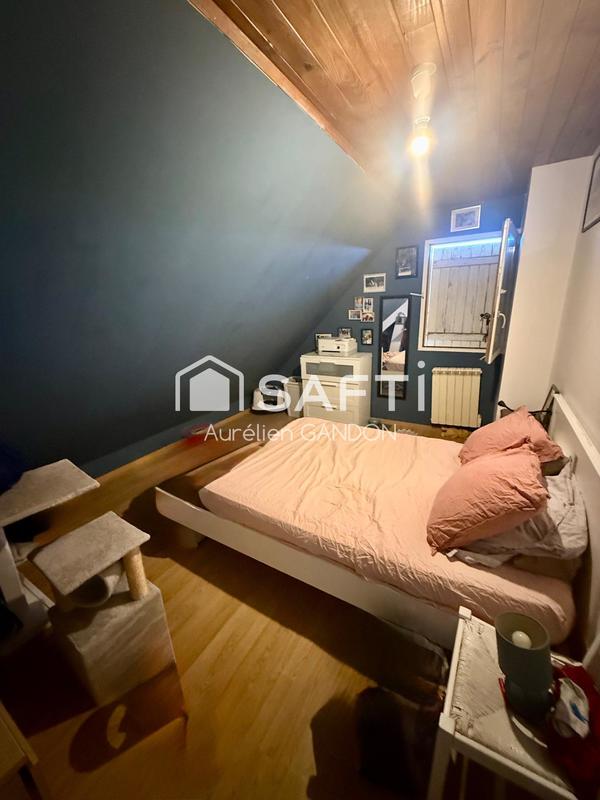 Maison - 110 m² - 5 pièces