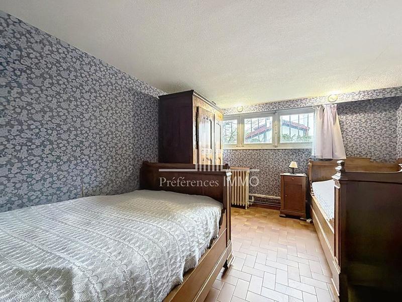 Maison - 165 m² - 8 pièces