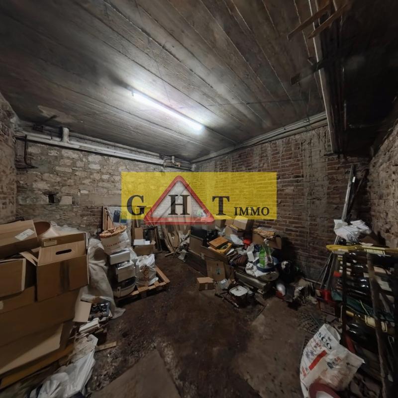 Maison - 220 m² - 8 pièces