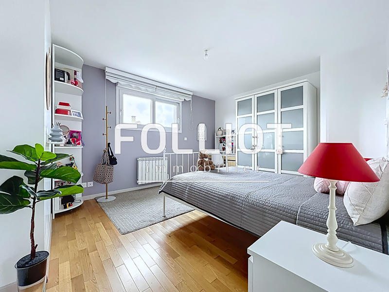 Maison - 162 m² - 8 pièces