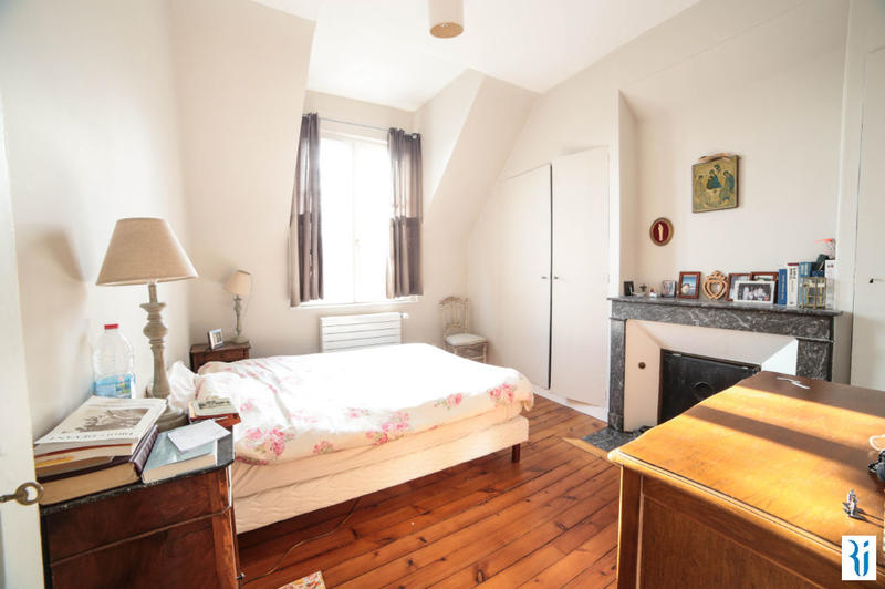 Appartement - 150 m² - 4 pièces