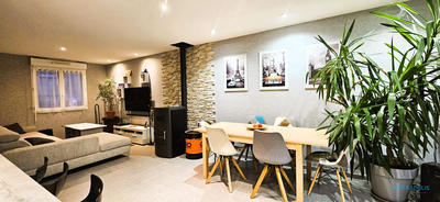 Maison - 90 m² - 4 pièces