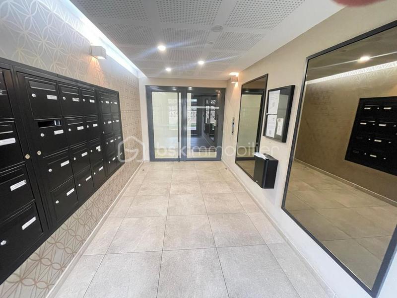 Appartement - 89 m² - 5 pièces