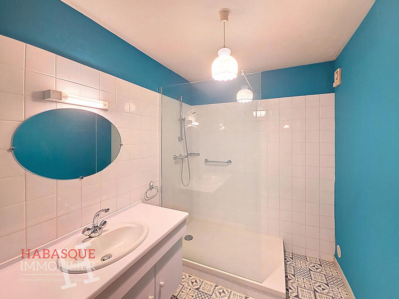 Appartement - 83 m² - 3 pièces