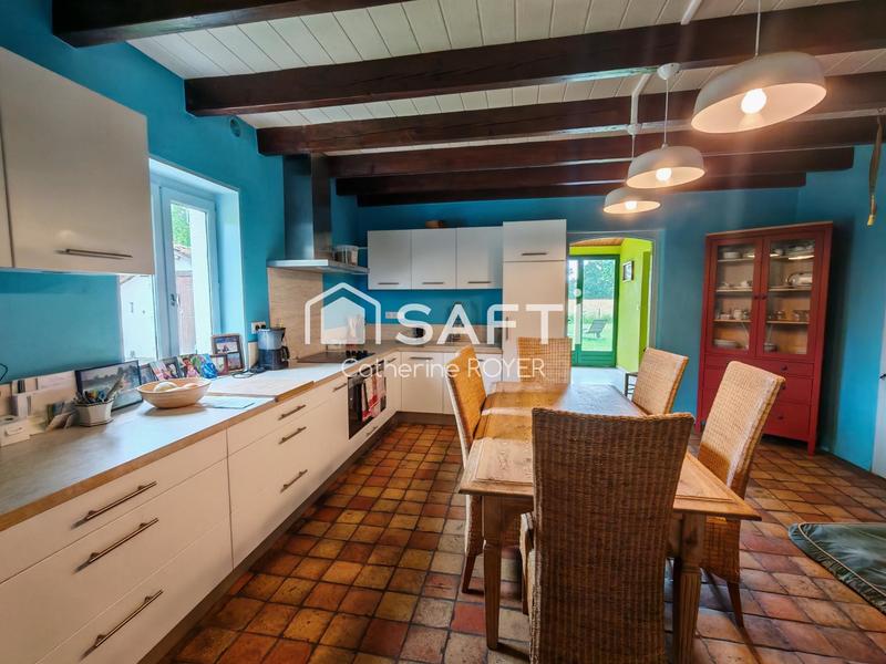 Maison - 186 m² - 6 pièces