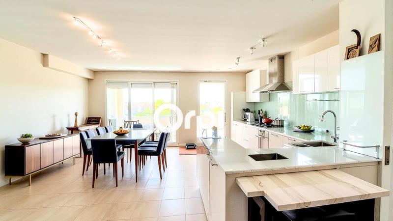 Appartement - 80 m² - 4 pièces