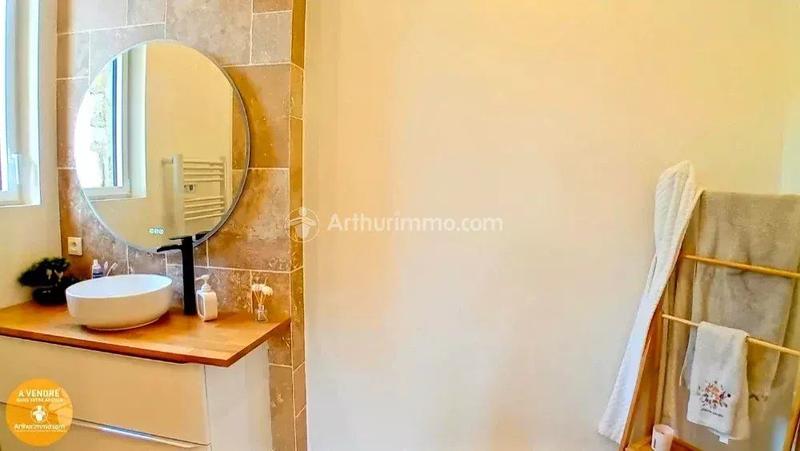 Maison - 264 m² - 8 pièces