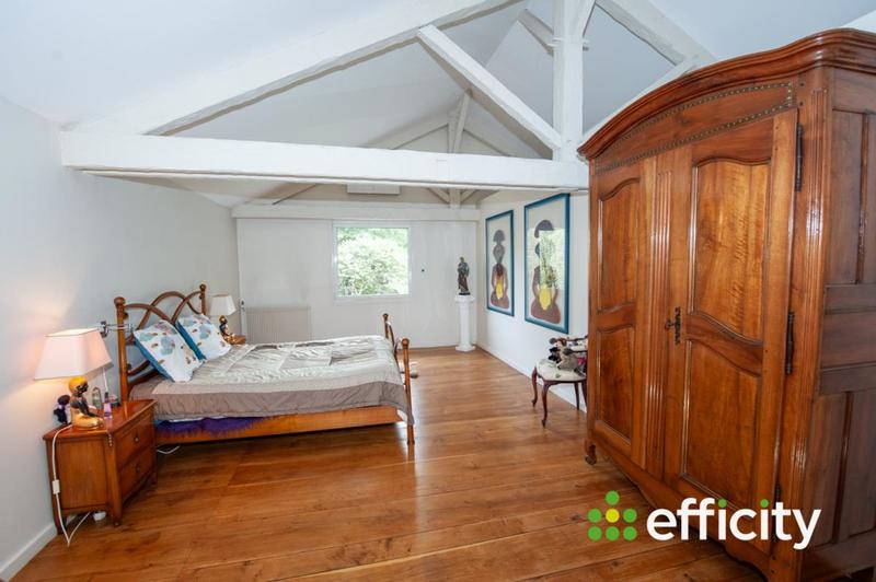 Maison - 444 m² - 10 pièces