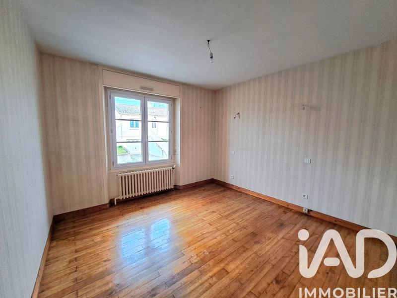 Maison - 94 m² - 5 pièces