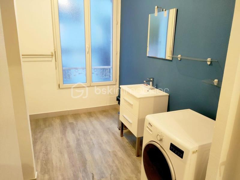 Immeuble - 300 m² - 20 pièces