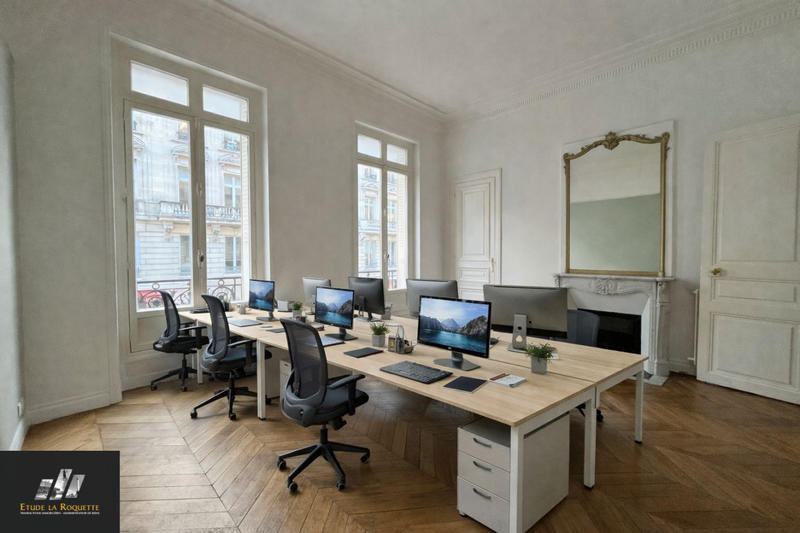 Bureau - 135 m² - 5 pièces