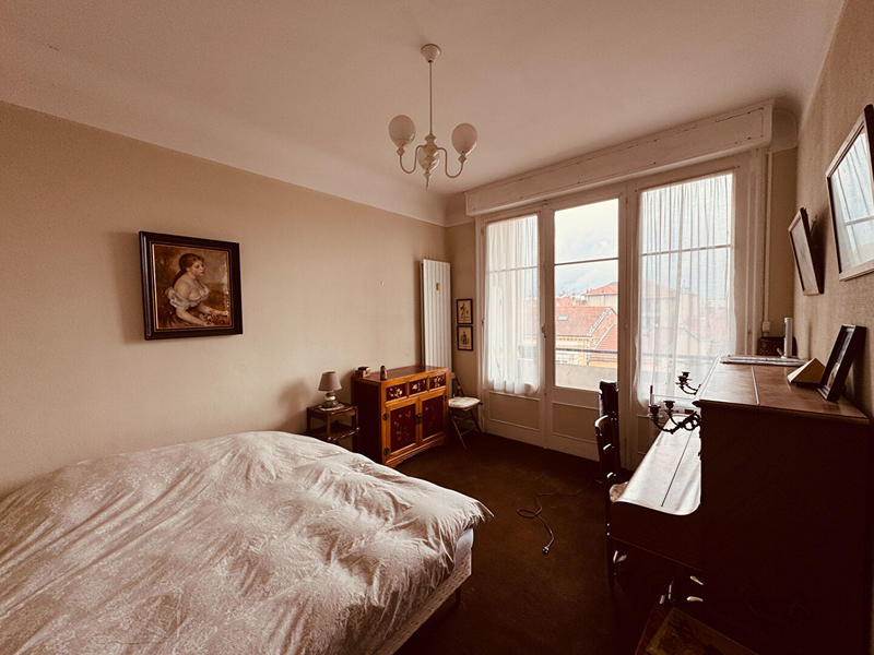 Appartement - 146 m² - 6 pièces