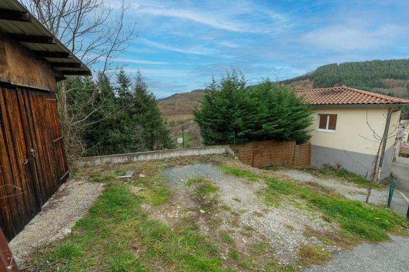 Maison - 84 m² - 4 pièces