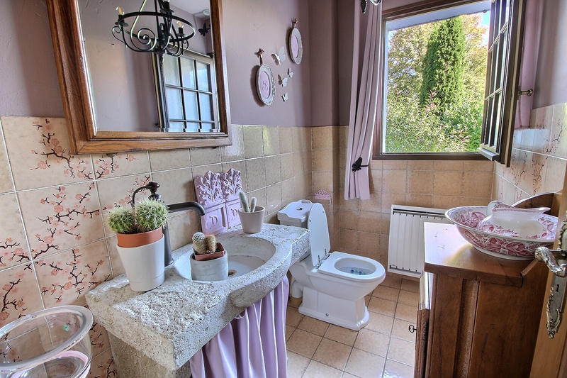 Villa - 113 m² - 6 pièces