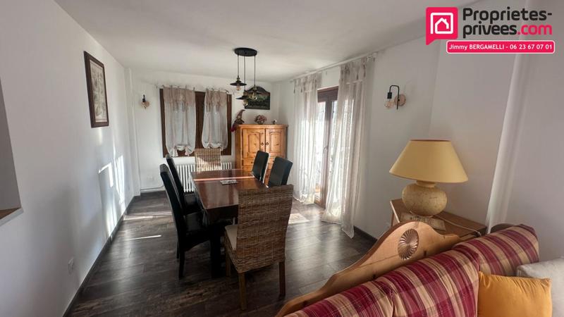 Maison - 320 m² - 9 pièces