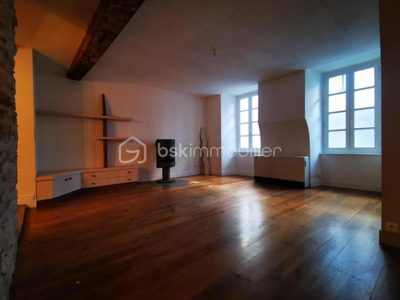 Maison - 159 m² - 7 pièces