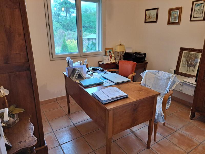 Maison - 121 m² - 7 pièces