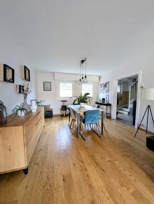 Maison - 92 m² - 4 pièces