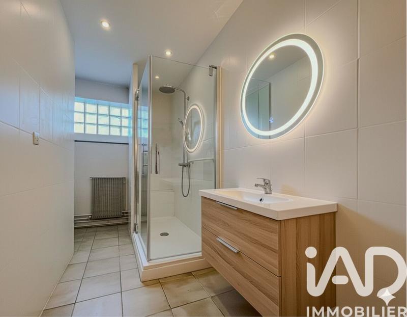 Maison - 121 m² - 6 pièces