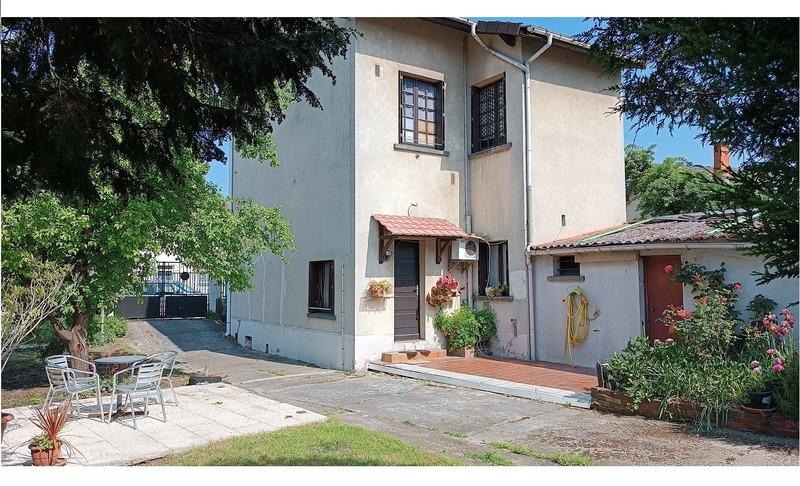 Propriété - 130 m² - 5 pièces