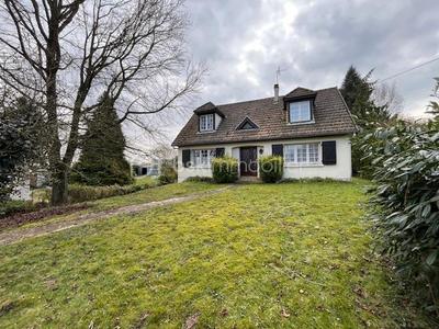 Pavillon - 144 m² - 7 pièces