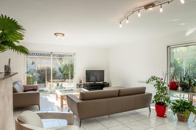 Maison - 175 m² - 7 pièces