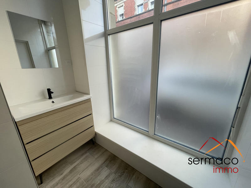 Appartement - 100 m² - 4 pièces