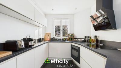 Maison - 228 m² - 9 pièces