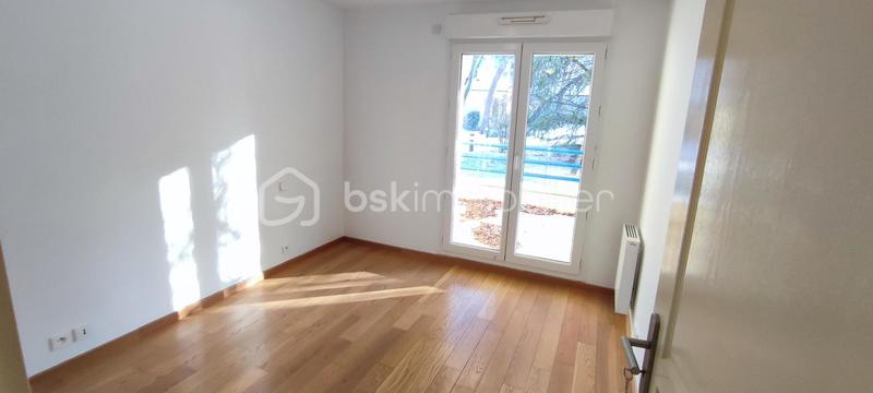 Appartement - 82 m² - 3 pièces