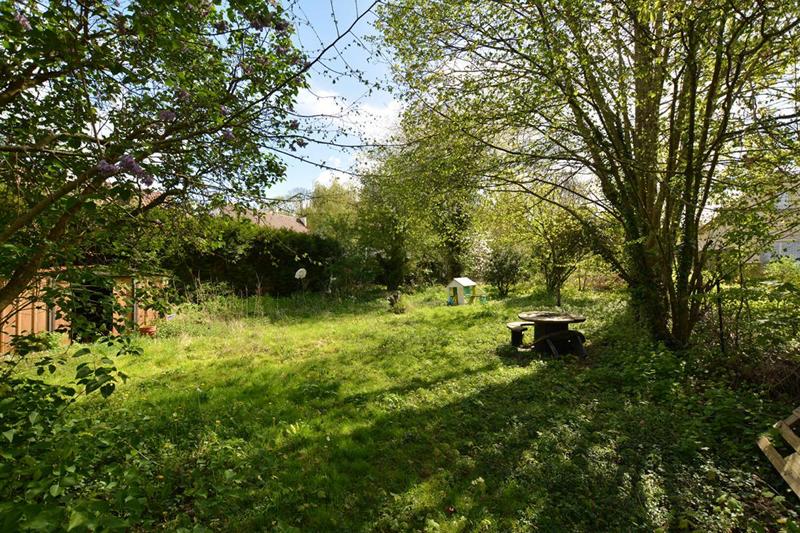 Terrain constructible - 840 m²