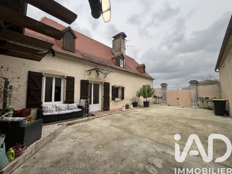 Maison - 140 m² - 5 pièces