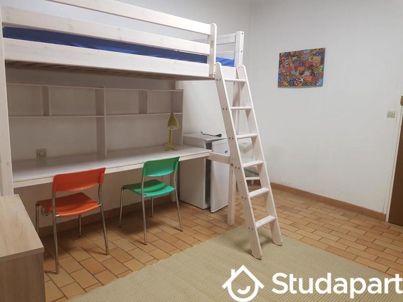 Chambre - 18 m² - 1 pièce