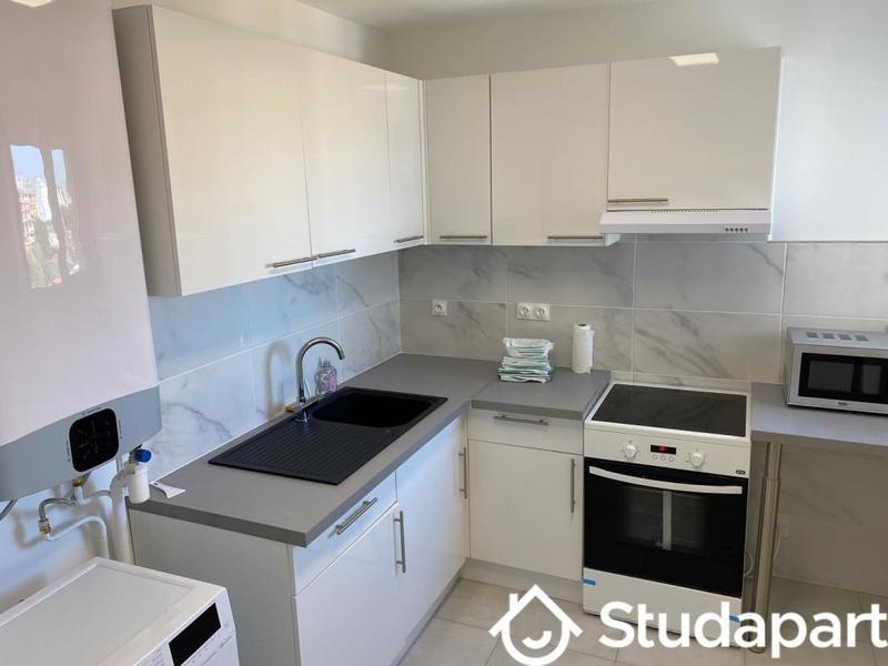 Chambre - 12 m² - 1 pièce