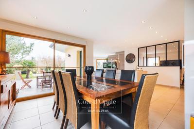 Maison - 160 m² - 4 pièces