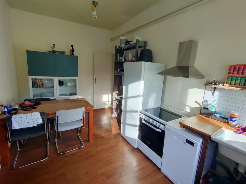 Maison - 235 m² - 8 pièces