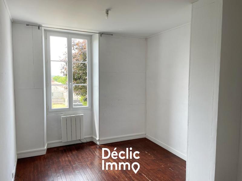 Maison - 338 m² - 8 pièces