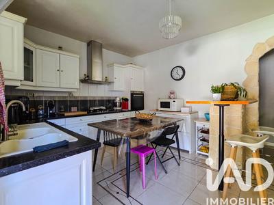 Maison - 180 m² - 5 pièces