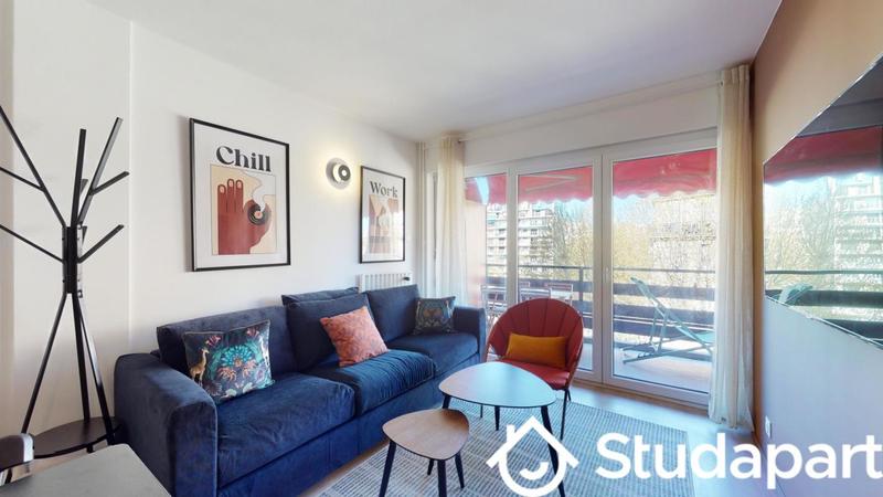 Chambre - 11 m² - 1 pièce