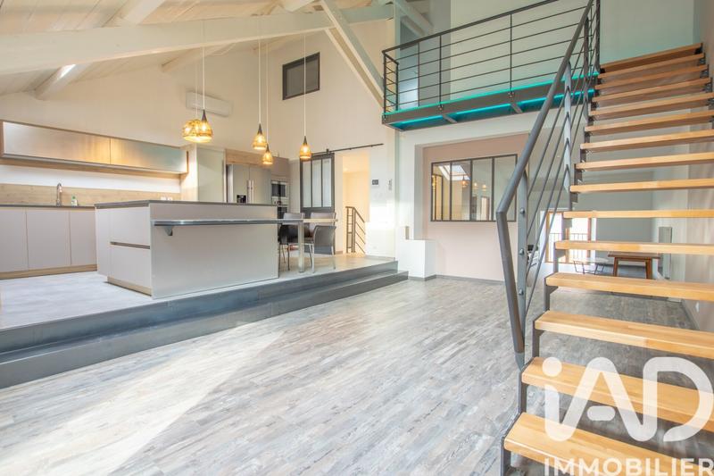 Loft - 165 m² - 6 pièces