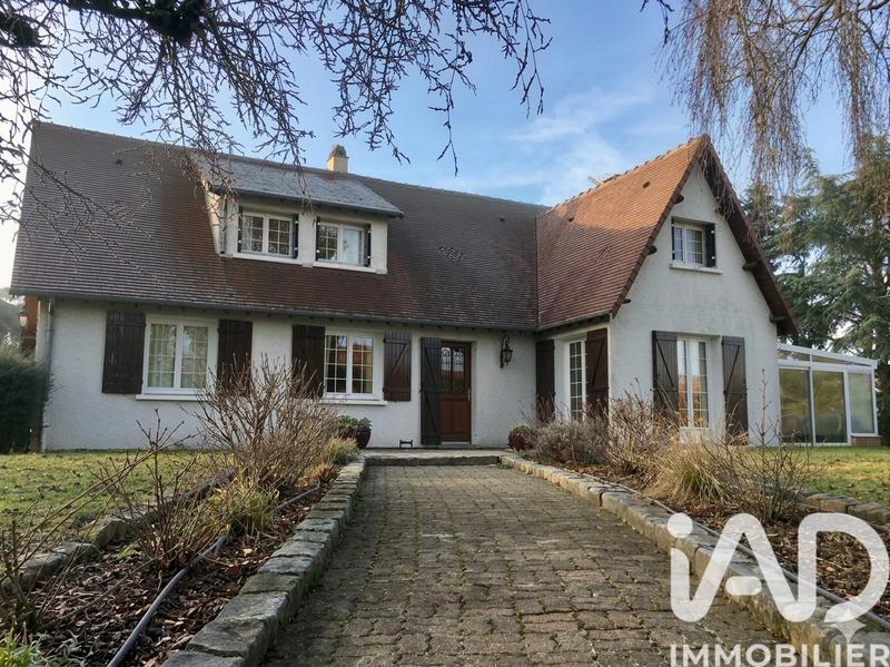 Maison - 341 m² - 11 pièces